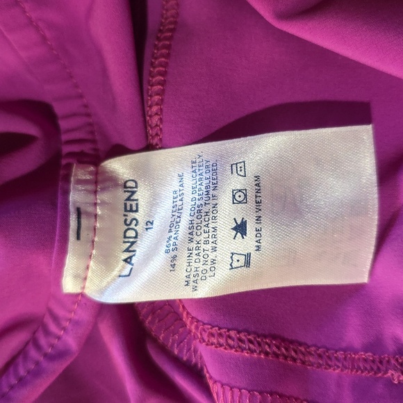 Lands' End Women's Athletic Shorts in Purple. Size 12 - Picture 4 of 4